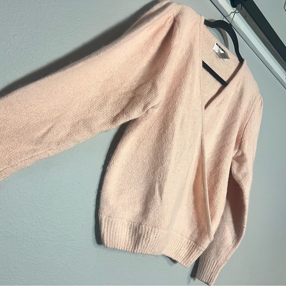 Vintage Silk Blend Faux Wrap Knit Sweater Light Pink Blush Size Medium V-Neck - Picture 5 of 8